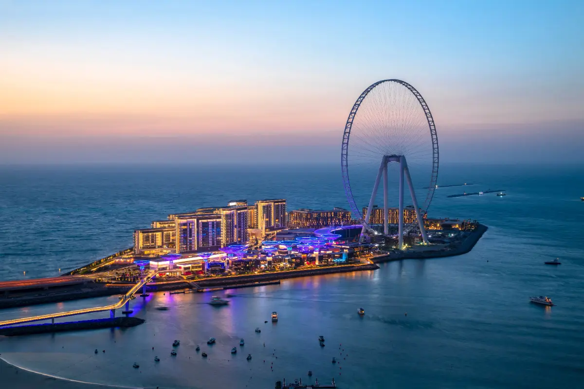 Installations et expérience de visite d'Ain Dubai : cabines luxueuses et vues à couper le souffle